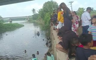 Warga Heboh Temukan Emas di Sungai, Ribuan Orang Langsung Serbu Lokasi!